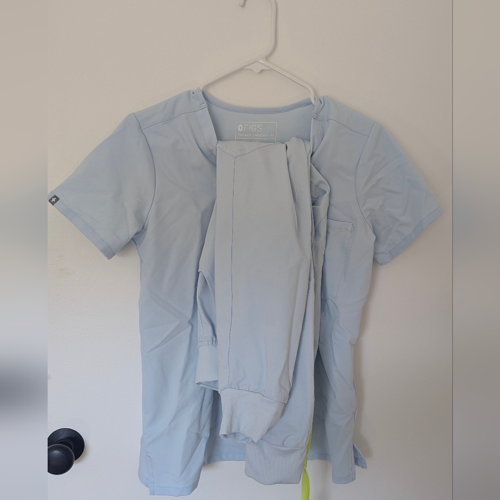 Figs Light Blue Scrub Set
